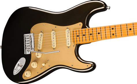 guitare electrique imitation fender strato plaque vibrato